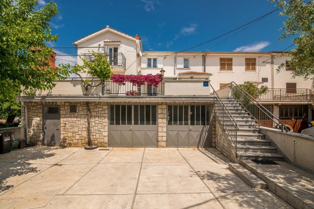 Apartment Marina Malinska Exterior photo
